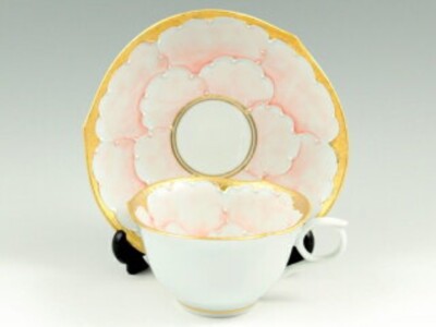 Arita yaki ware Coffee Cup and Saucer Gold Dami Botan Pink Handcraft 150cc FedEx