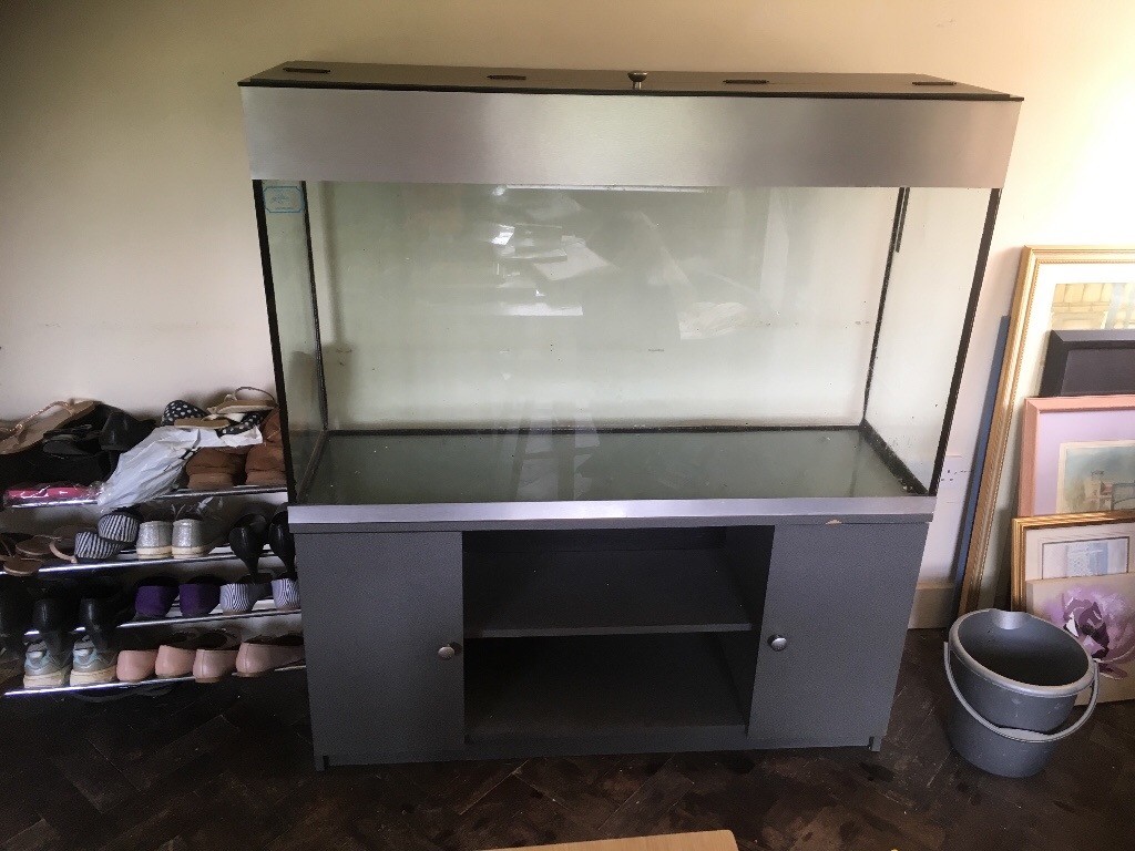 Sea Bray 4ft  Aquarium  and Cabinet  in Sturminster Newton 