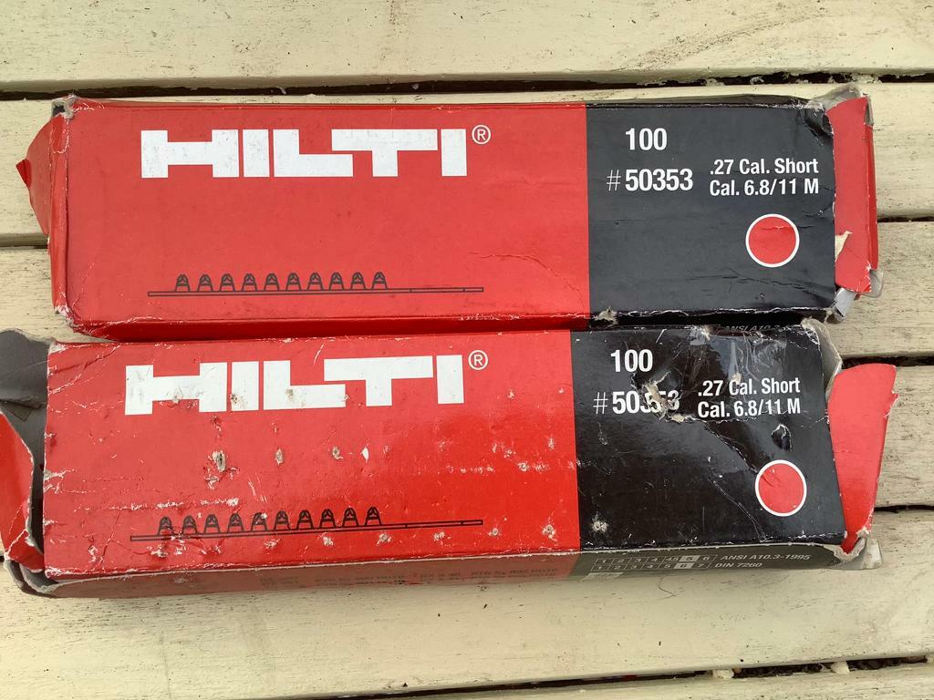 2 boxes of Hilti DX Cartridges 6.8/11 M Bulk Red 27.Cal short 100