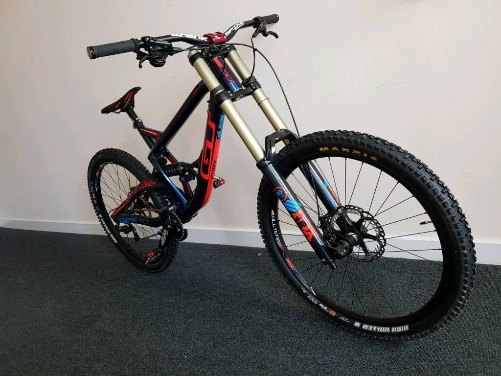 GT FURY EXPERT LARGE 2016 DOWNHILL MOUNTAIN BIKE | in Southampton, Hampshire | Gumtree