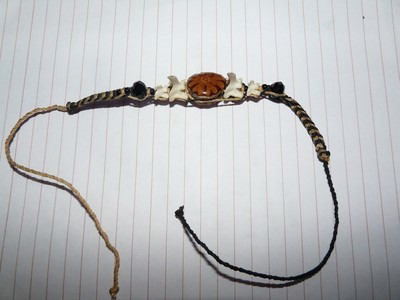 BORA PERU AMAZON INDIAN HUAY. SEED , AYAHUASCA VINE, VERTEBRA , BEAD BRACELET