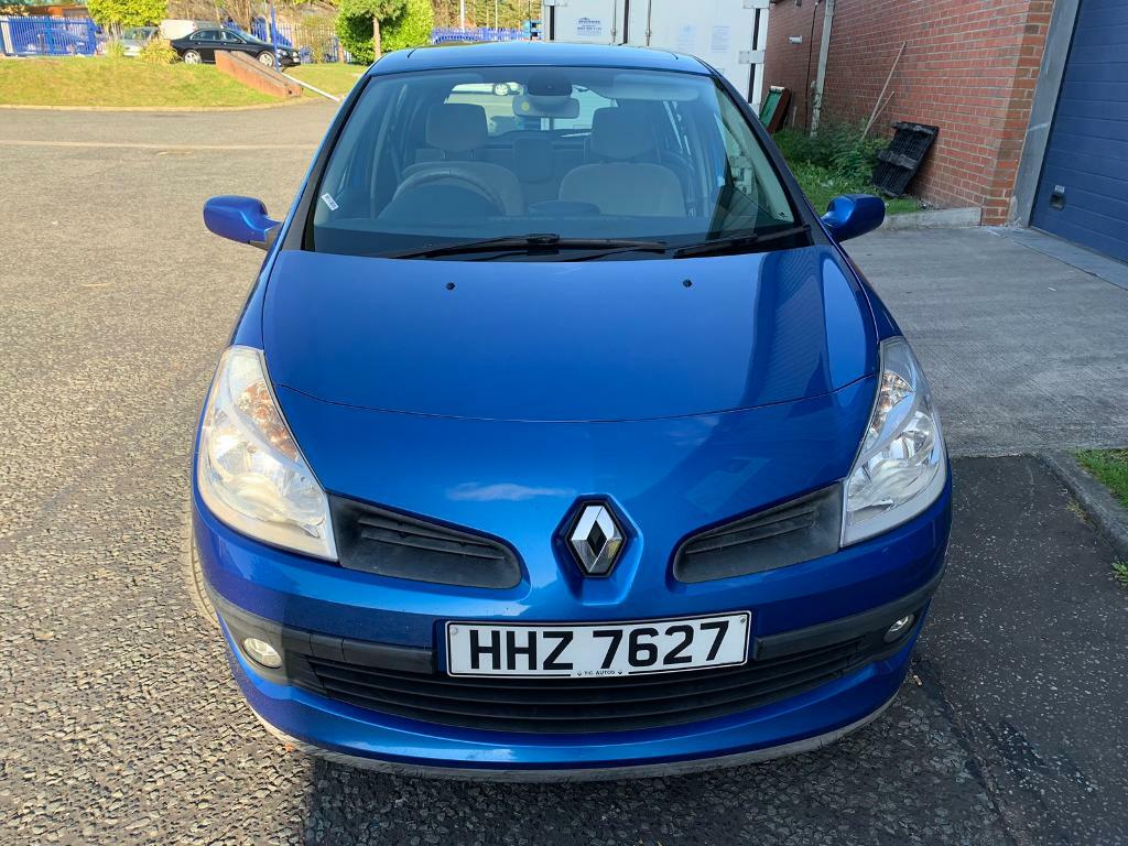 2006 Renault Clio 1.6 cc petrol privilege automatic 5 door hatchback ...