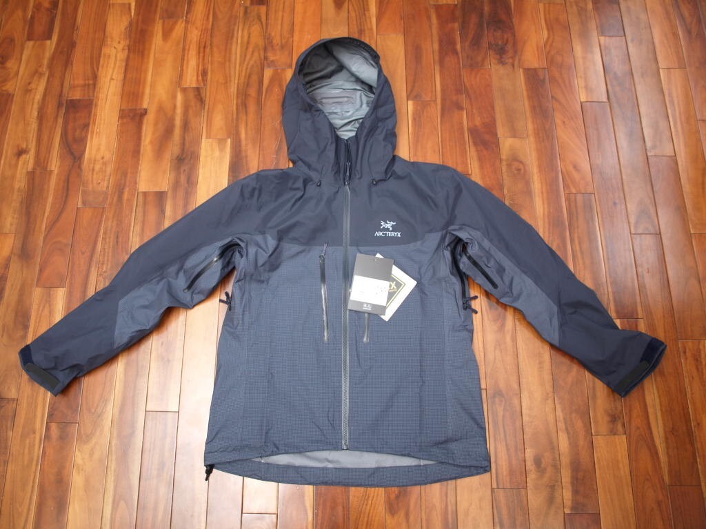 Pre-owned Arc'teryx With Tags  Alpha Gore-tex Womens Jacket - Large Black Sapphire In Blue