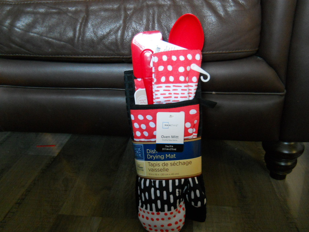 8 NWT Mainstays Watermelon Seeds Cotton Kitchen Gift Dish Towels Oven Mitt Set+