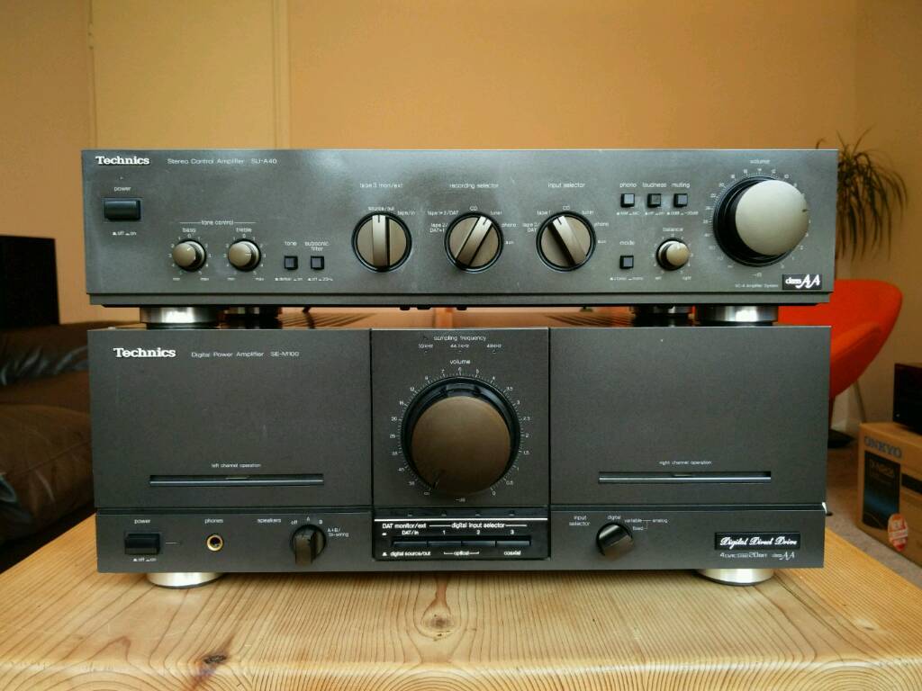 Technics Preamplifier SUA40 and Power amplifier Technics SEM100 in