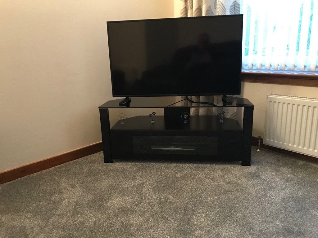 Black corner tv unit in Aberdeen Gumtree