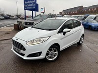 2015 Ford Fiesta 1.25 Zetec Hatchback 5dr Petrol Manual Euro 6 (82 ps) Hatchback