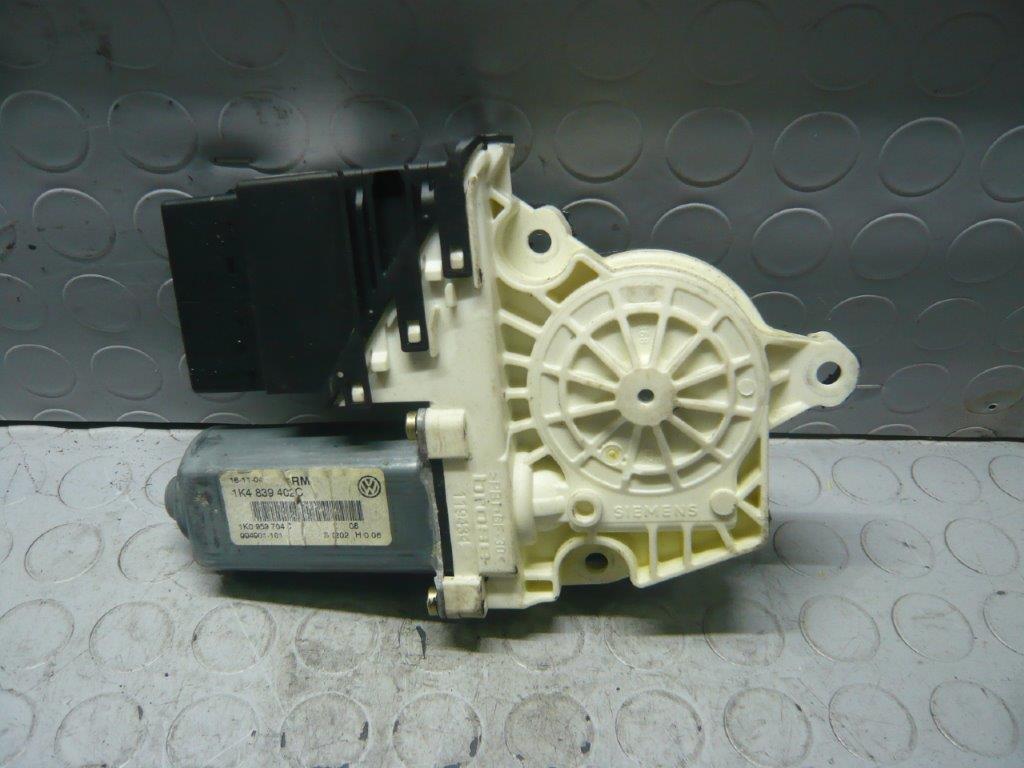 Motorino alzacristallo posteriore destro VW GOLF 5 1K4839402C (2003-2009)