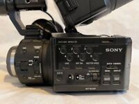 Sony NEX FS100 - camera