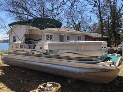 1999 Bennington Pontoon