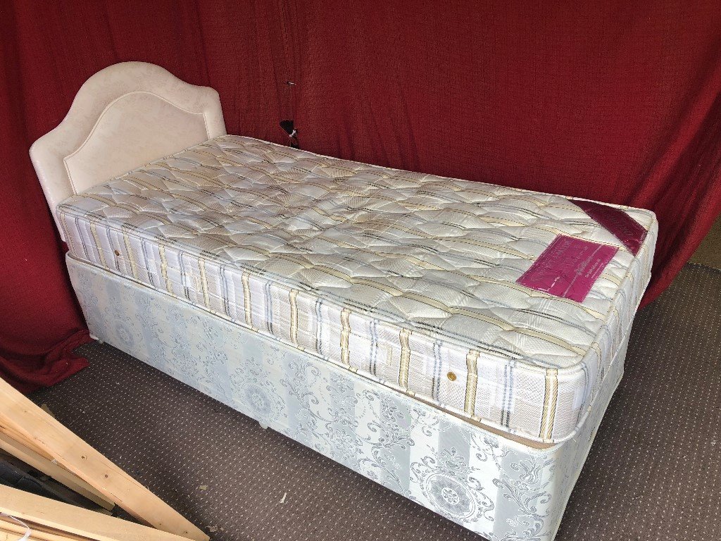 SINGLE DIVAN BED WITH HEADBOARD AND MATTRESS,CAN DELIVER ...