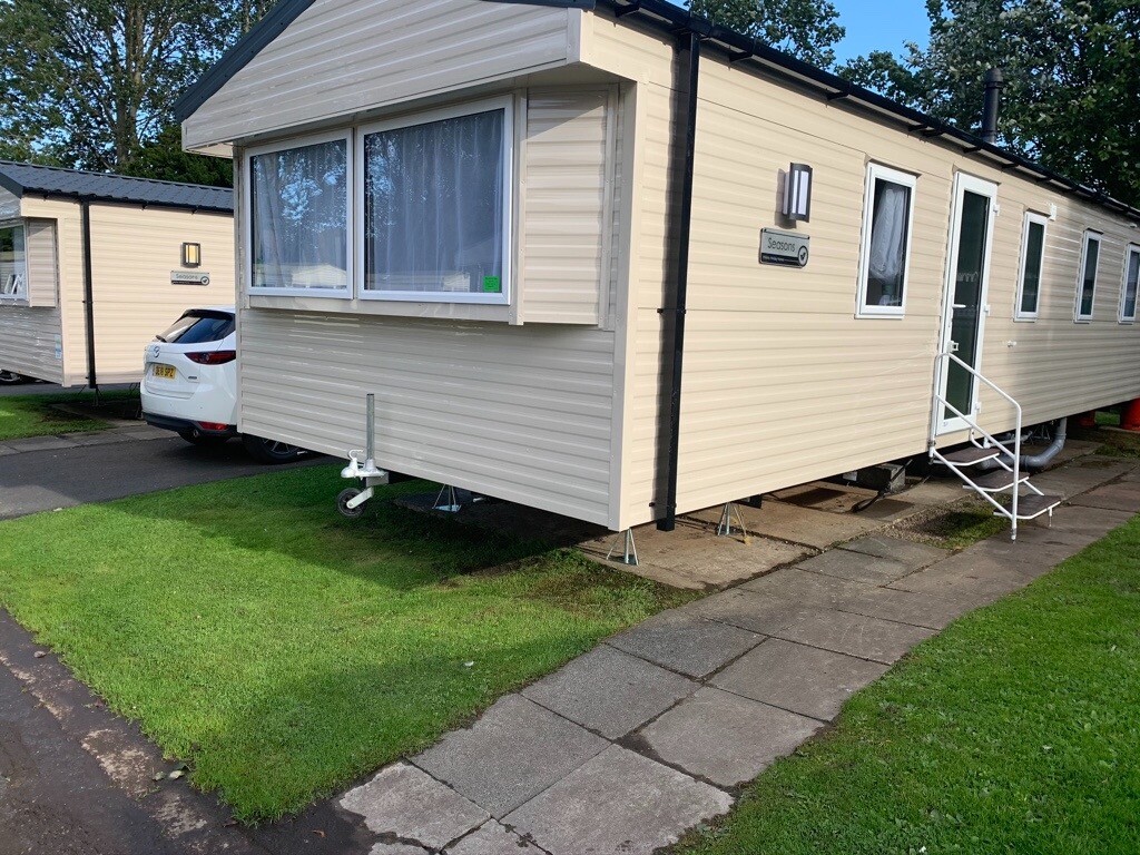CARAVANS TO RENT HAGGERSTON 8 BERTH in BerwickuponTweed