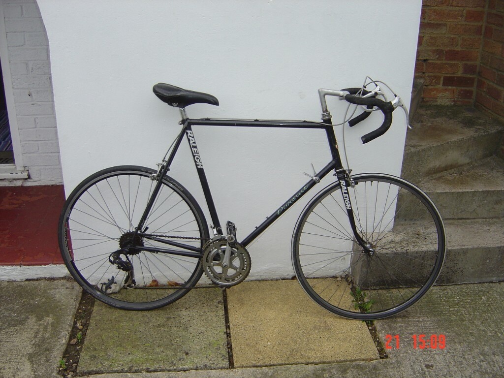 CLASSIC RALEIGH PURSUIT RACING BIKE 23 INCH FRAME in Oxford