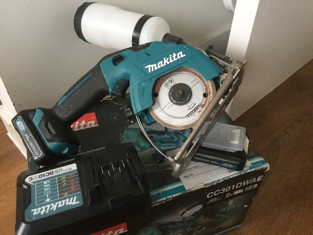 Tile Cutter Makita CC301DWAE in Muswell Hill, London Gumtree