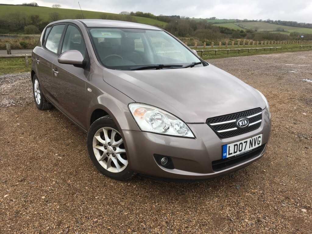 2007 Kia Ceed 1.6CRDi LS 113bhp, 5dr hatchback, diesel, manual. MOT Mar