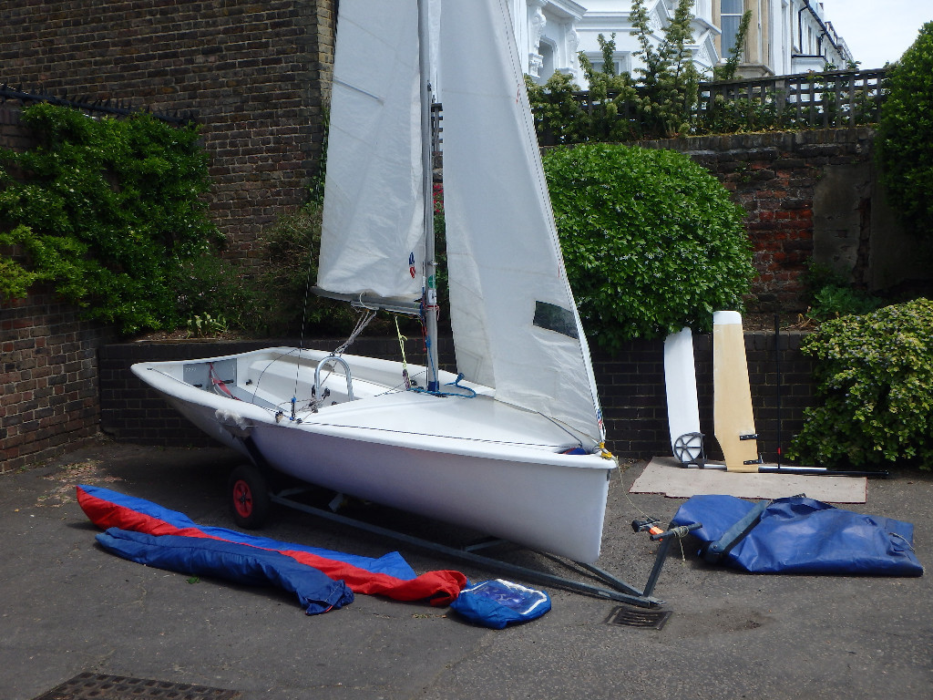 Lark Sailing Dinghy For Sale Parker Mk 2 in Richmond, London
