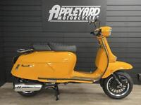Royal Alloy GP 125cc Modern Classic Retro Automatic Moped Scooter For Sale