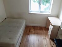 SELF-CONTAINED STUDIO TO RENT IN BARNET, NW11 9LJ