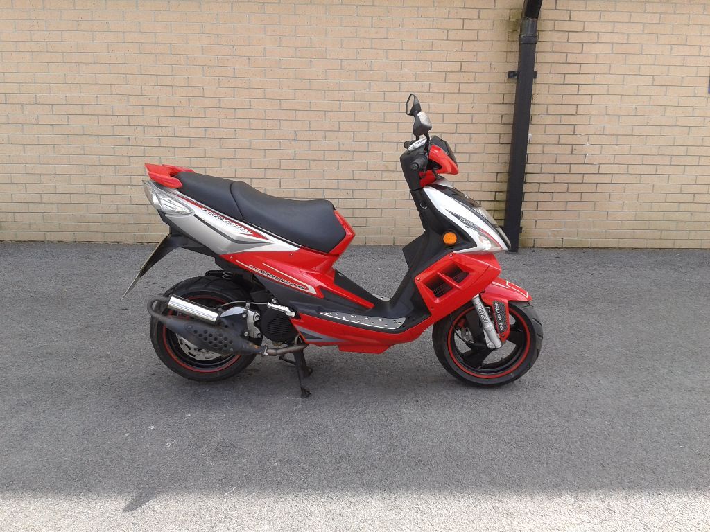 2015 TGB R50X 50CC 2 STROKE SCOOTER PED MOPED VERY CLEAN BIKE HPI CLEAR