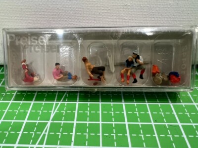 Preiser #10442 HO 1:87 Scale Resting Hikers New In Box Made In Germany US Seller