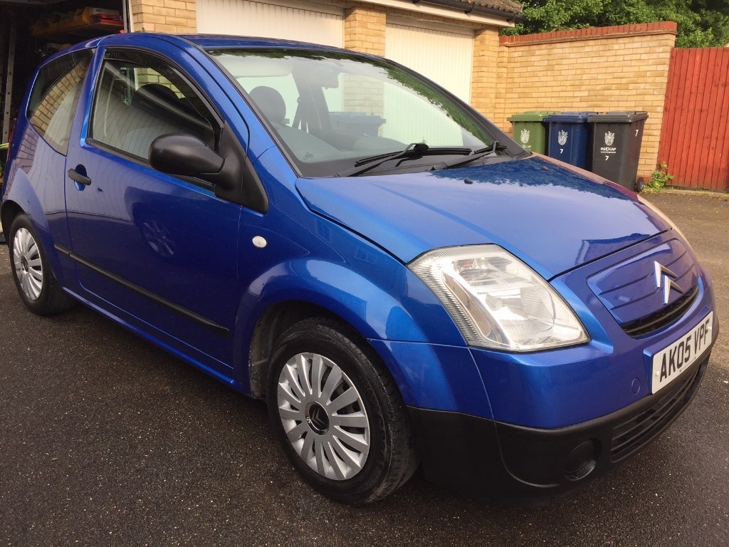 The Citroen C2 In Blue: A Timeless Look? - p1sl3yg