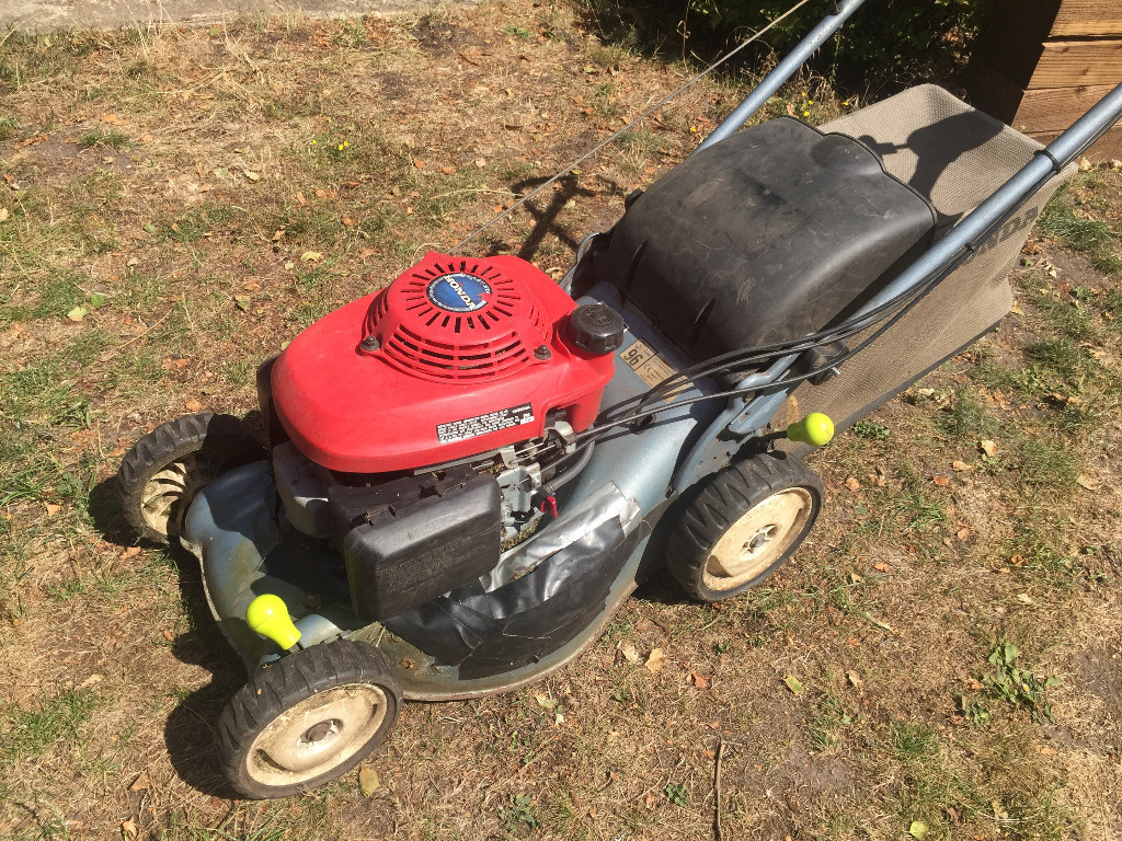 Honda petrol lawnmower Izy 415 CSDE Self Propelled 16” in Fleet