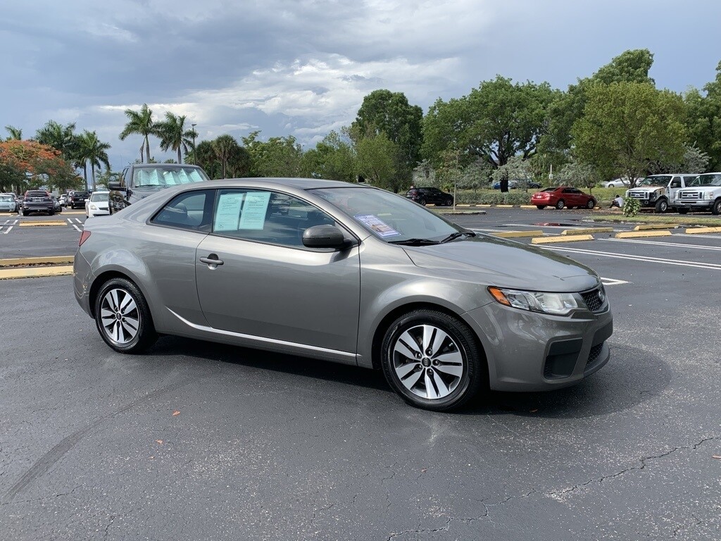 Owner 2013 Kia Forte Koup EX