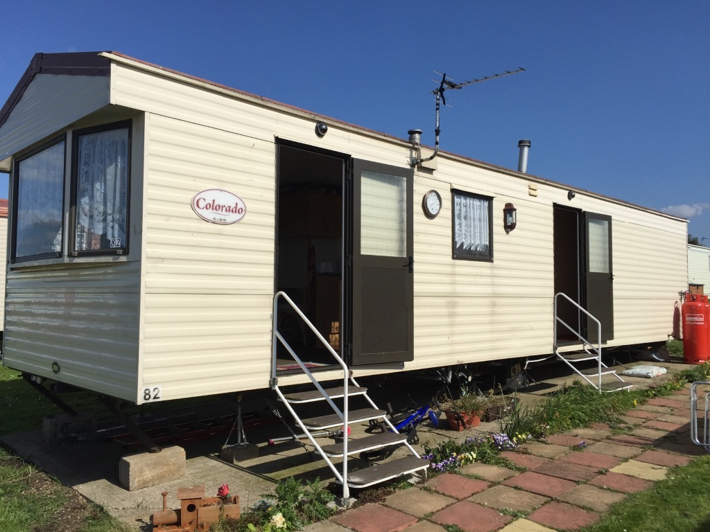 Holidays in Kent "caravan " haven holiday park Allhallows in