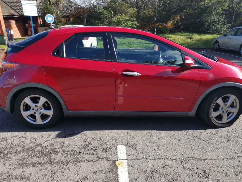 Honda civic hatchback 2008