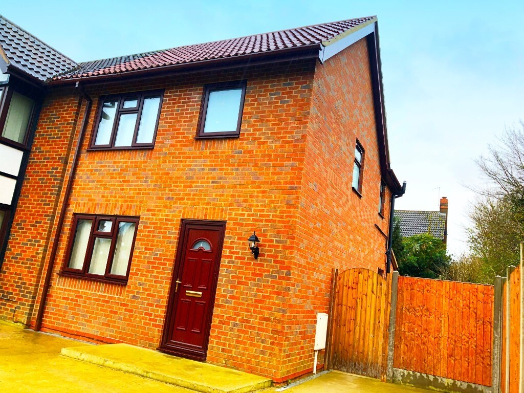 ONE BEDROOM HOUSE TO LET IN HAMILTON in Hamilton, Leicestershire