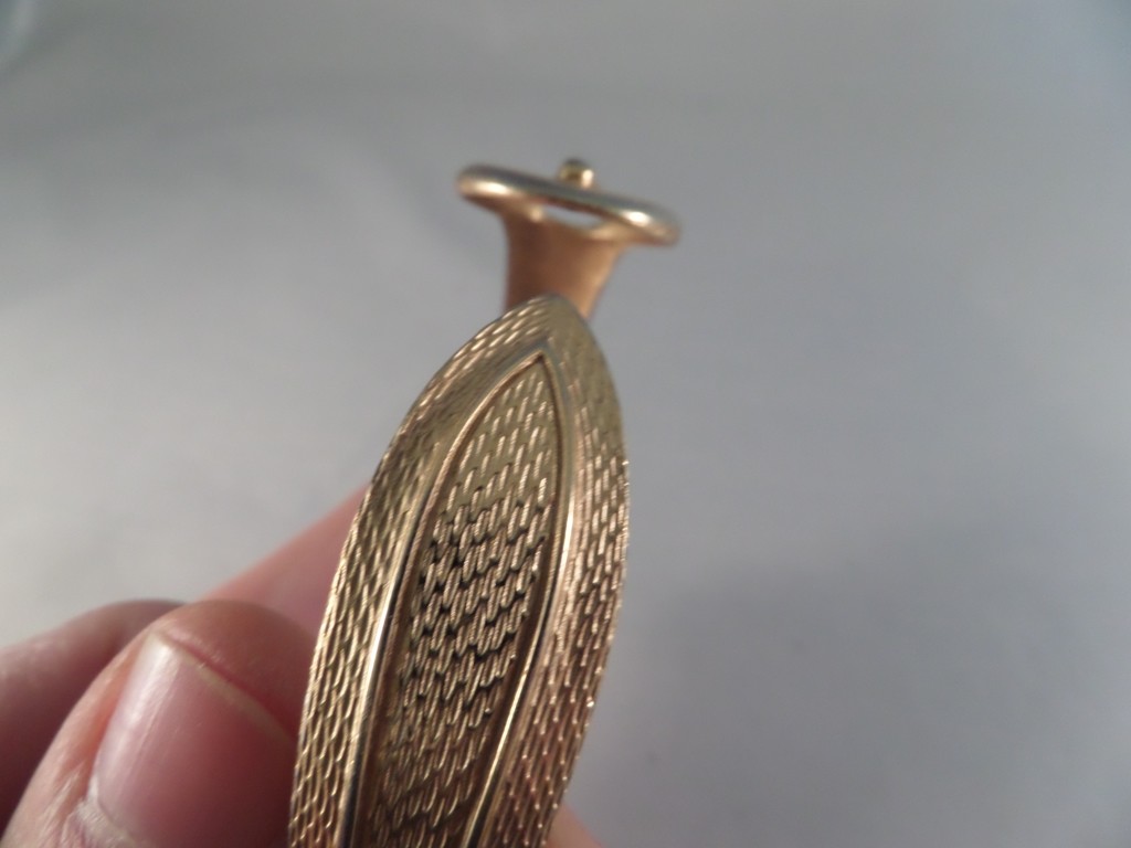 Vintage Avon Gold Tone Buckle Bracelet S3