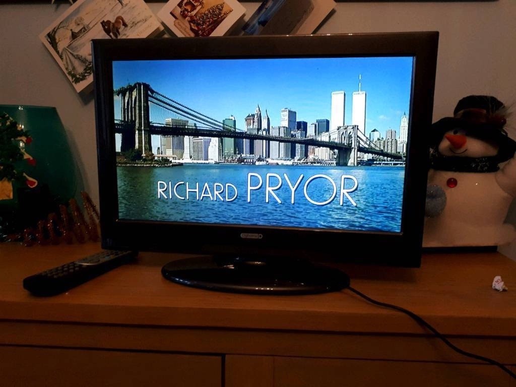 Digihome 19 Inch Digital Freeview LCD DVD TV, Manual. Remote. GOOD CON