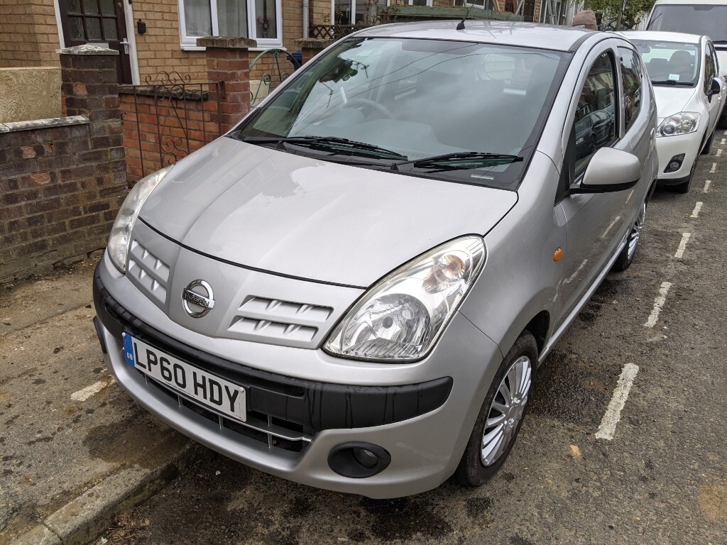 Nissan pixo 2010