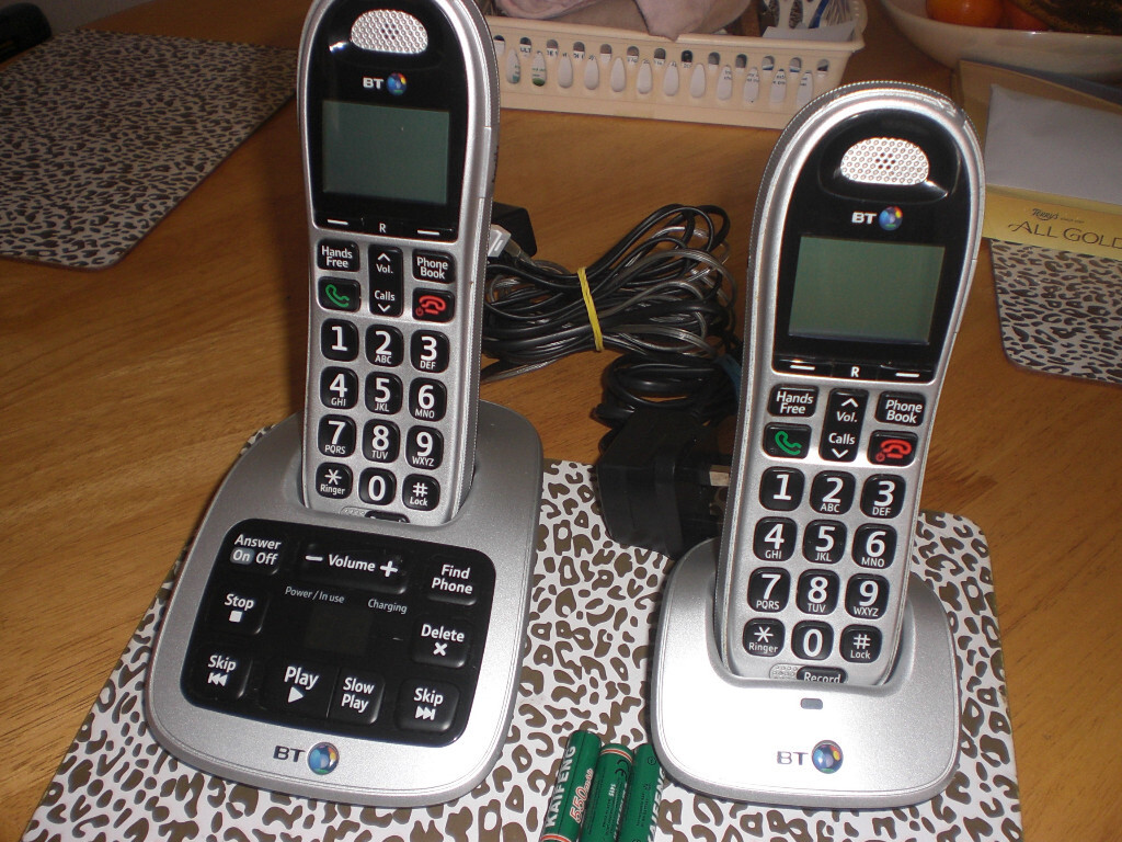 TELEPHONEs, and answer machine,  in Hull, East Yorkshire  Gumtree