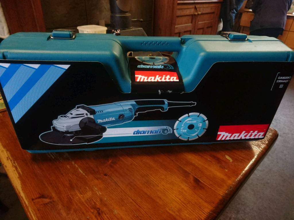 Makita 9" angle grinder with diamond blade in Batley, West Yorkshire Gumtree