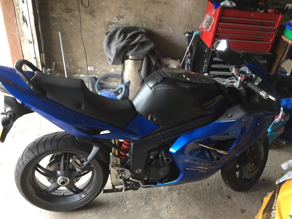 Triumph Sprint ST 1050 Blue Sports Tourer absolutely mint ...