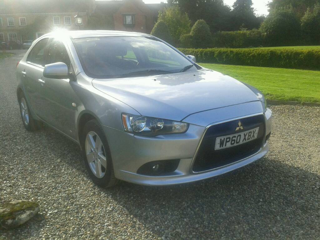 MITSUBISHI LANCER GS2 DI 2.0 TURBO DIESEL ( 2011 60 )6 SPEED MANUAL VERY  ECONOMICAL