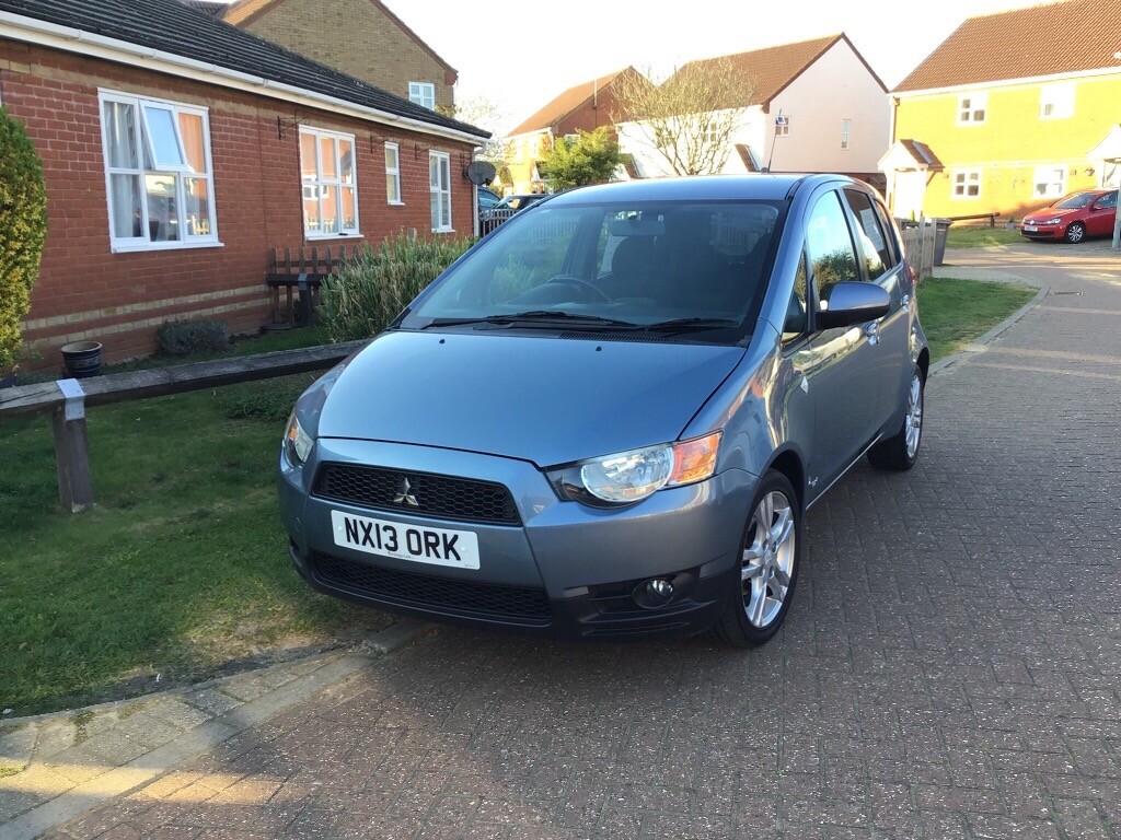 Mitsubishi colt 2013