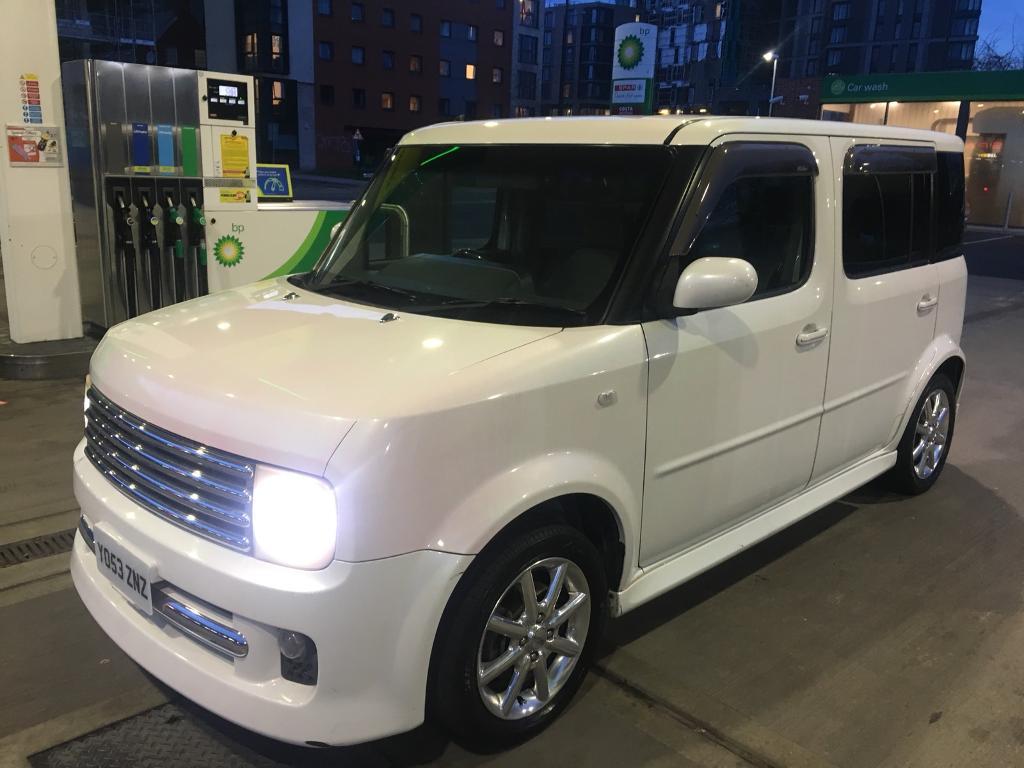 Nissan cube rider