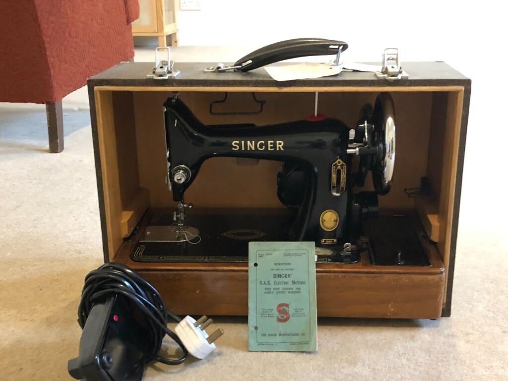 Vintage 1954 Singer 99K Electric Sewing Machine EK060.334 | in