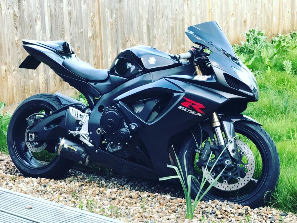 Suzuki GSXR K7 600 Isle Man TT 116 in Rayleigh