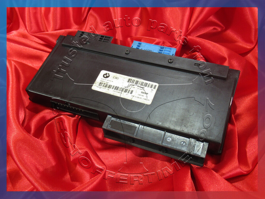 MOMOボス　  BMW　E90（2006/9～2011/12）　2013 Amazon | MOMOボス BMW E90 エアバック付車 2013