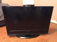 Black Goodmans LD3265D1 LCD 32” Flat Screen TV With Stand & Remote