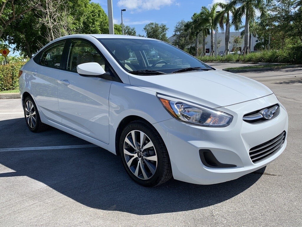 Owner 2017 Hyundai Accent Value Edition