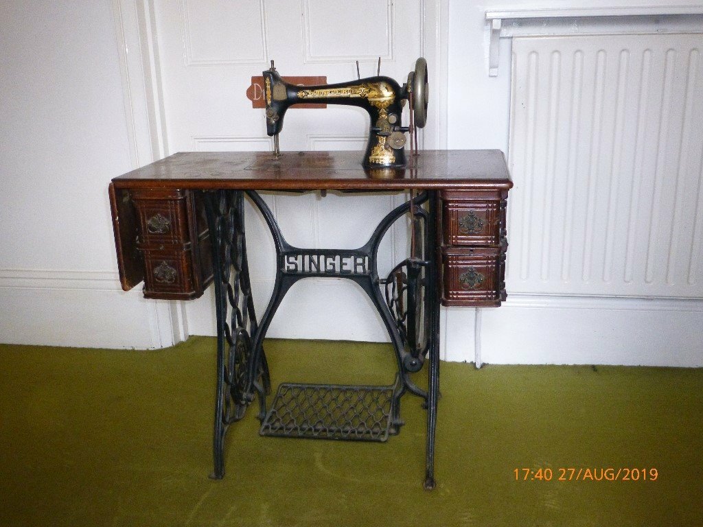 Singer Sewing Machine 1930 | in Alvechurch, West Midlands | Gumtree