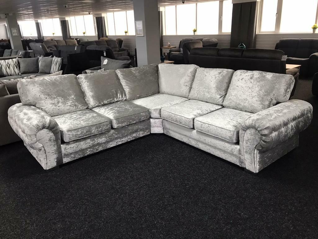 Corner sofa fast delivery chesterfield crushed velvet in Leicester