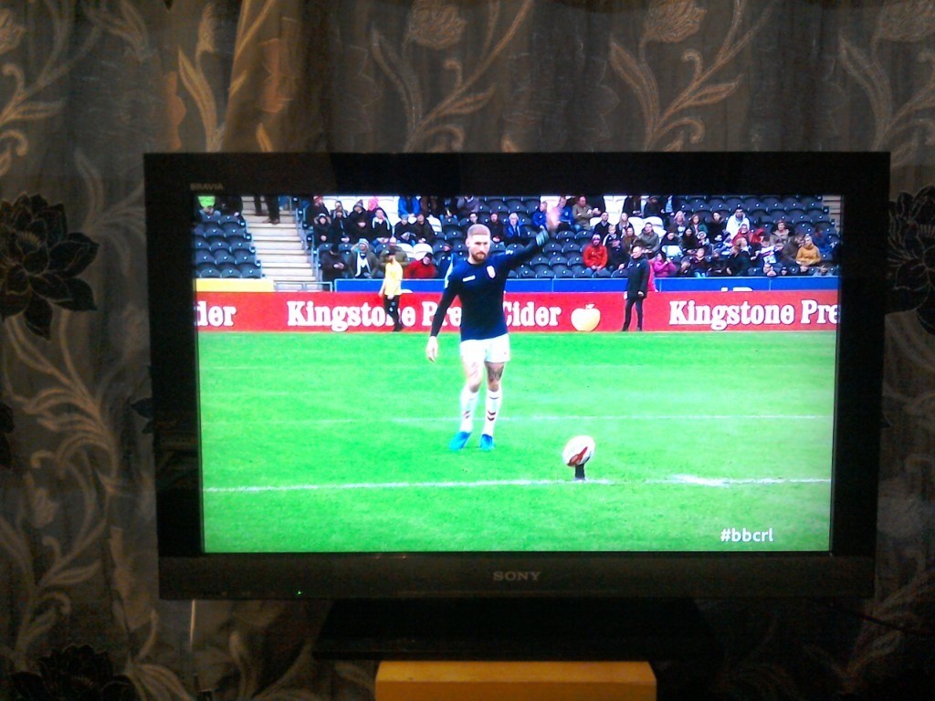 Sony Bravia 32" Flat screen HD Freeview TV.