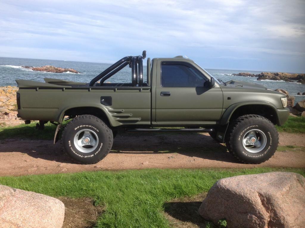 Vw Taro  Hilux 4x4 pickup Monster truck  in Aberdeen 