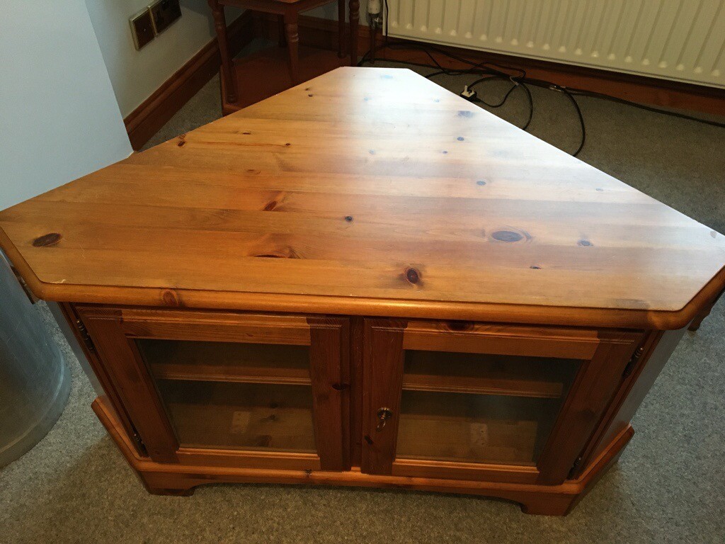 Ducal Pine Corner TV Unit in Blackfield, Hampshire Gumtree