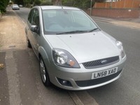 EXTREMELY LOW MILEAGE! Ford Fiesta Zetec Blue 80 model 1.4l 